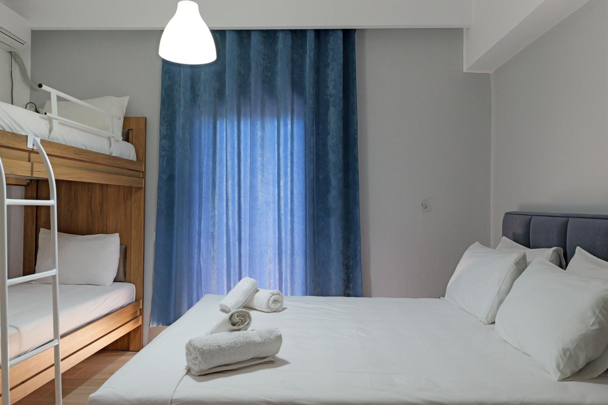 Hotel Holiday Sarandë Eksteriør billede