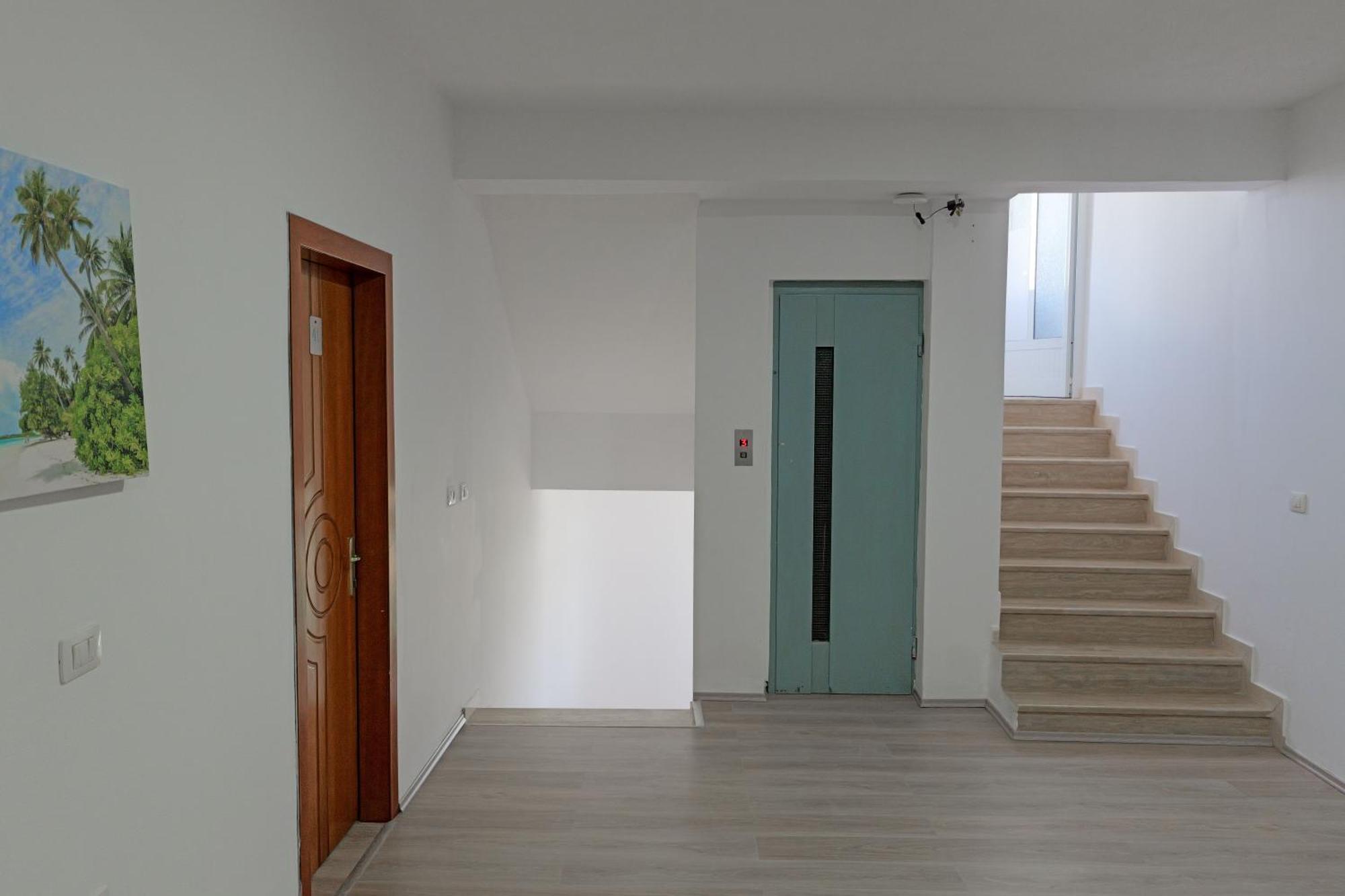 Hotel Holiday Sarandë Eksteriør billede