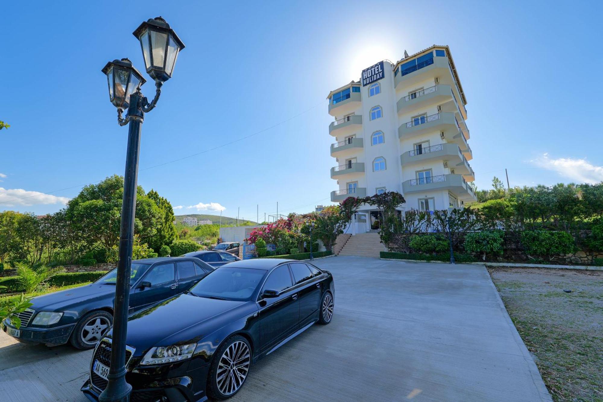 Hotel Holiday Sarandë Eksteriør billede
