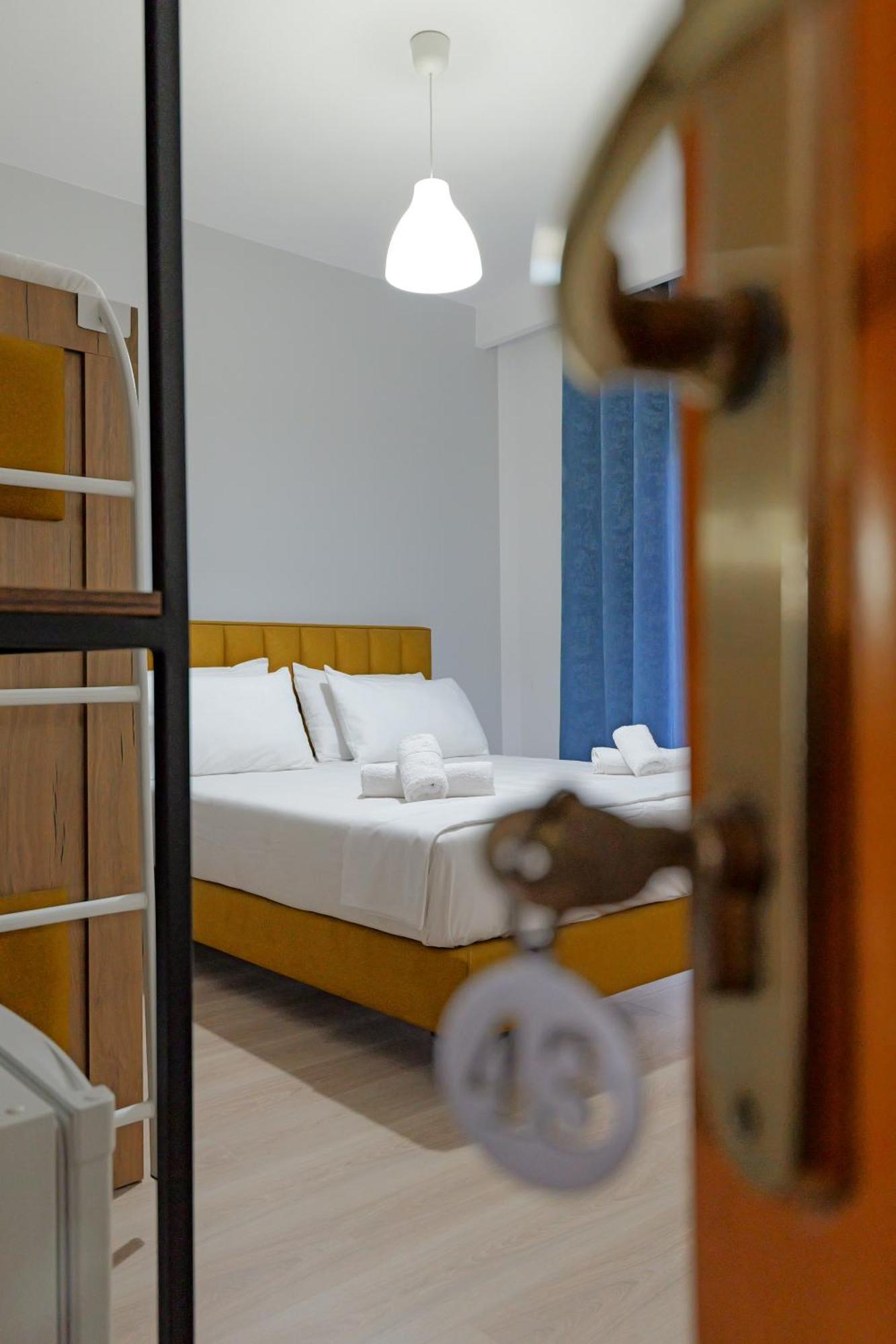 Hotel Holiday Sarandë Eksteriør billede