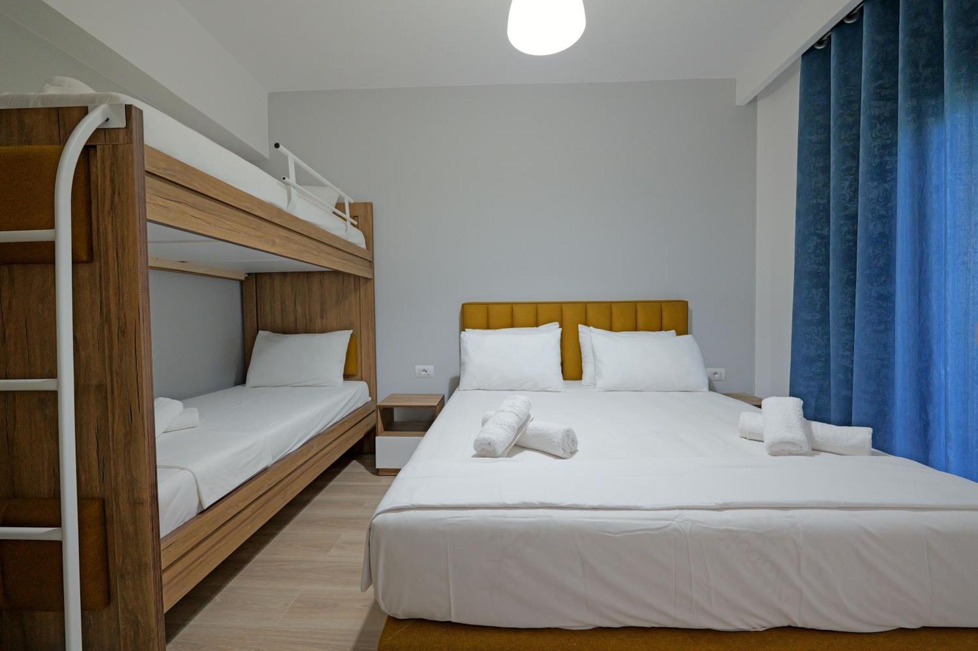 Hotel Holiday Sarandë Eksteriør billede